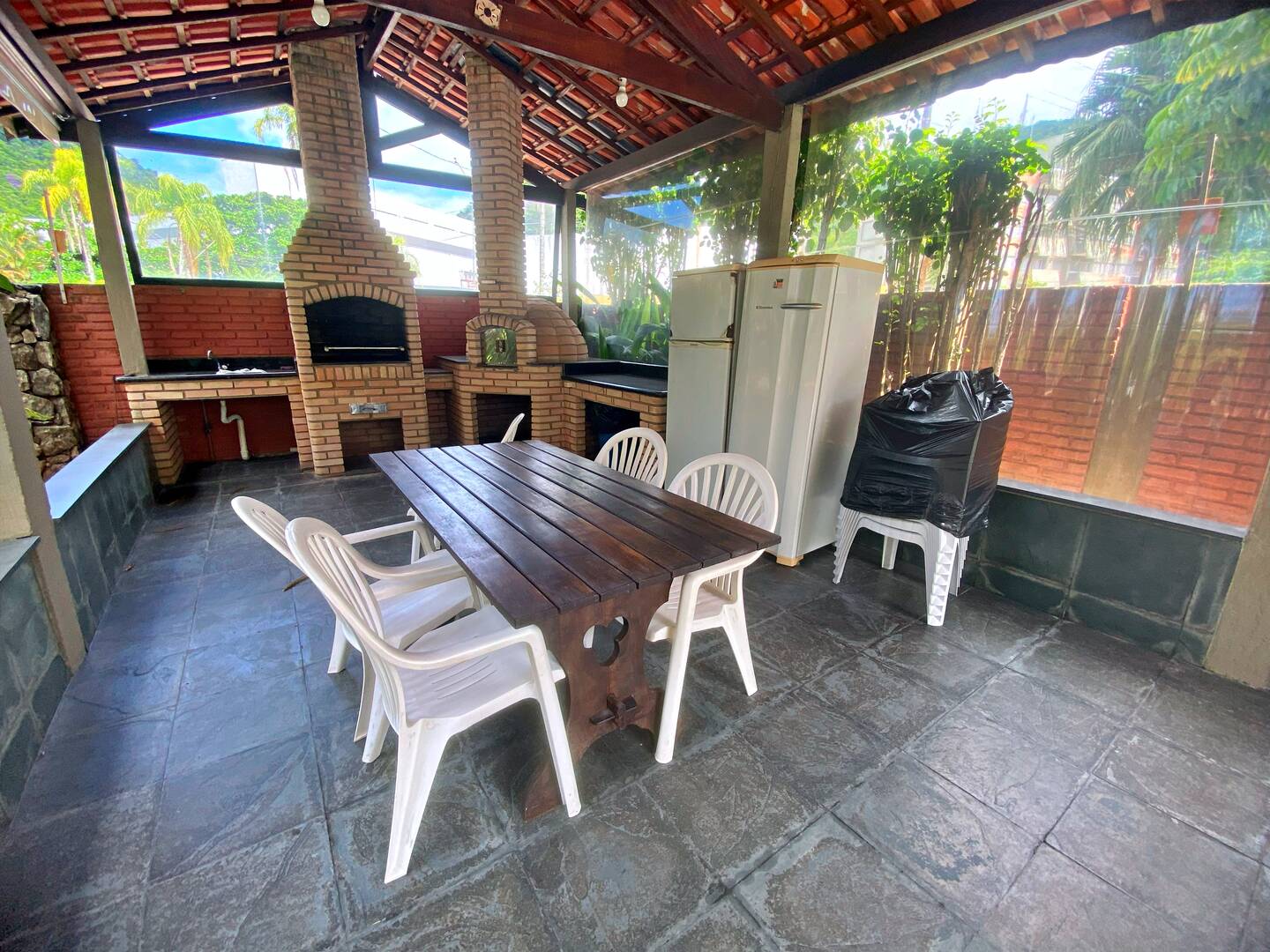 Apartamento à venda e aluguel com 3 quartos, 137m² - Foto 35