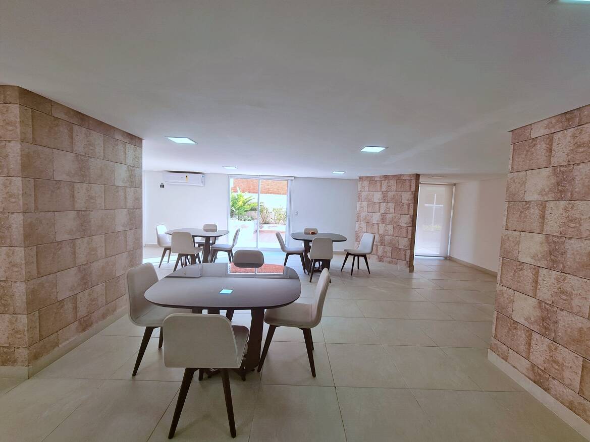 Apartamento para alugar com 2 quartos, 75m² - Foto 32