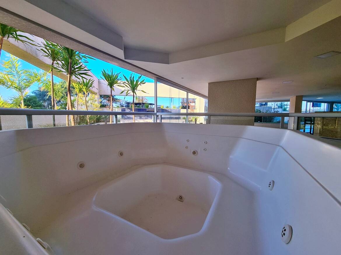 Apartamento para alugar com 2 quartos, 75m² - Foto 41