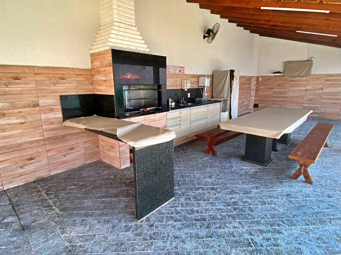 Apartamento à venda com 3 quartos, 95m² - Foto 32