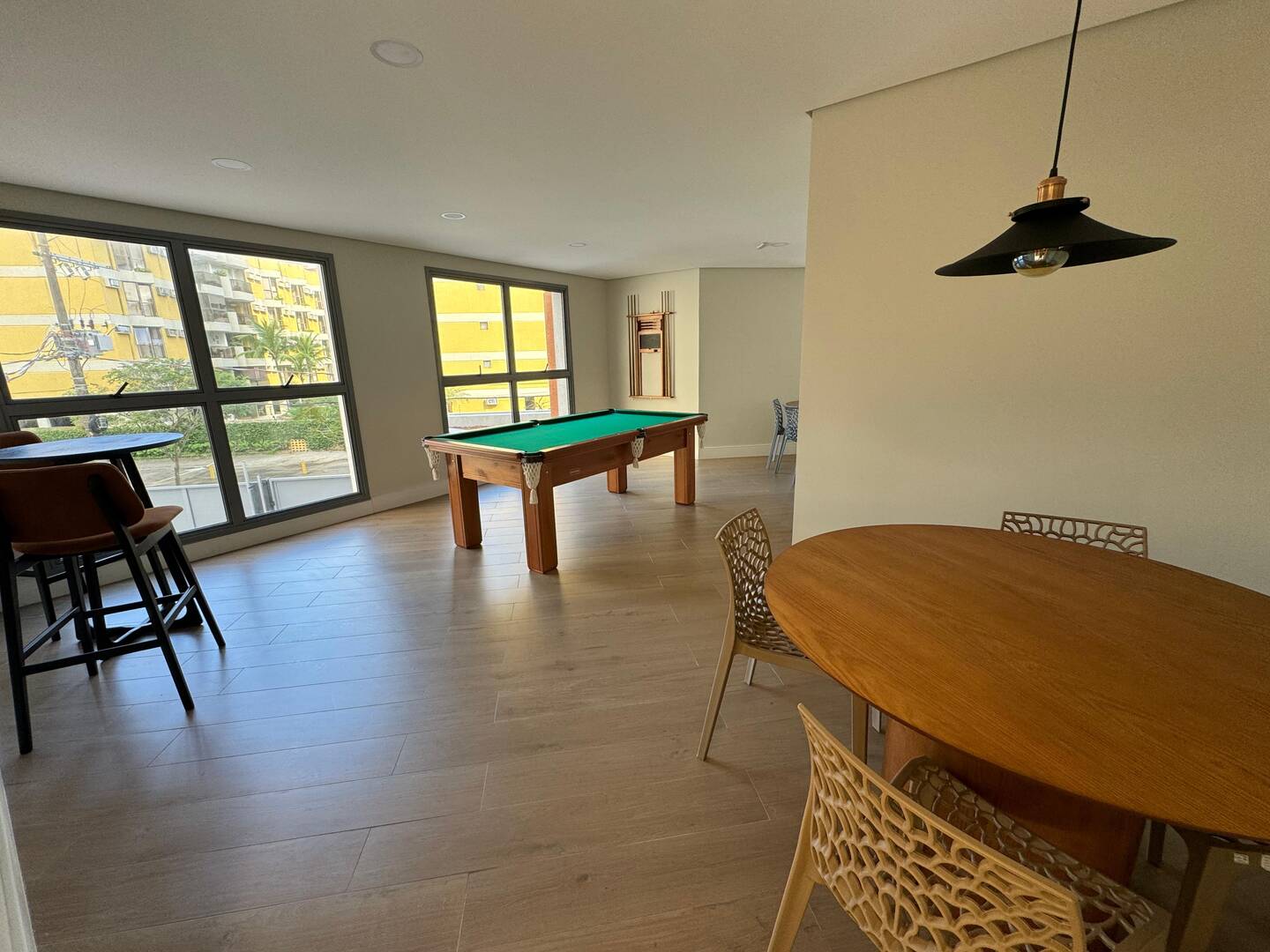 Apartamento para alugar com 3 quartos, 110m² - Foto 32