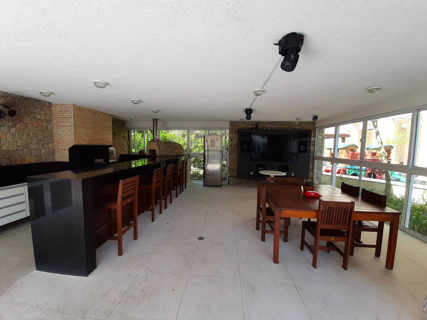 Cobertura para alugar com 5 quartos, 269m² - Foto 44
