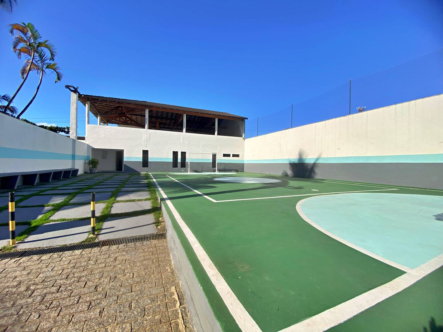 Apartamento para alugar com 2 quartos, 85m² - Foto 16