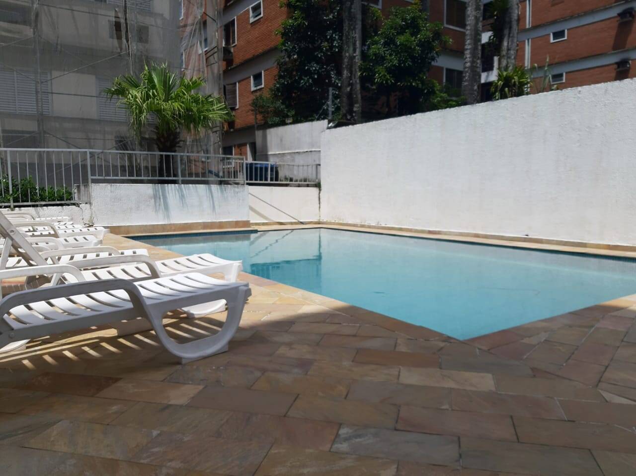 Apartamento para alugar com 3 quartos, 85m² - Foto 30