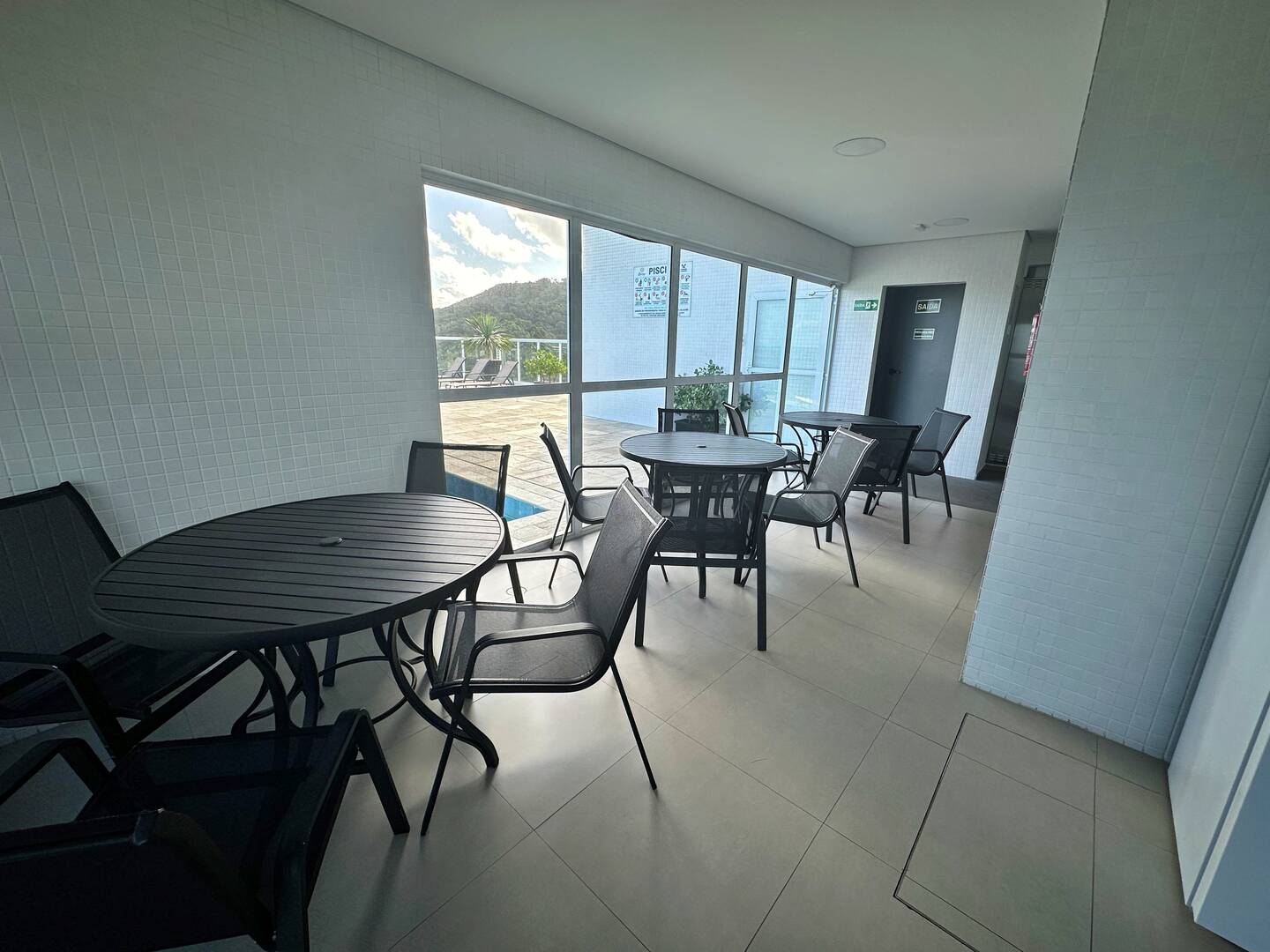 Apartamento à venda com 2 quartos, 56m² - Foto 27