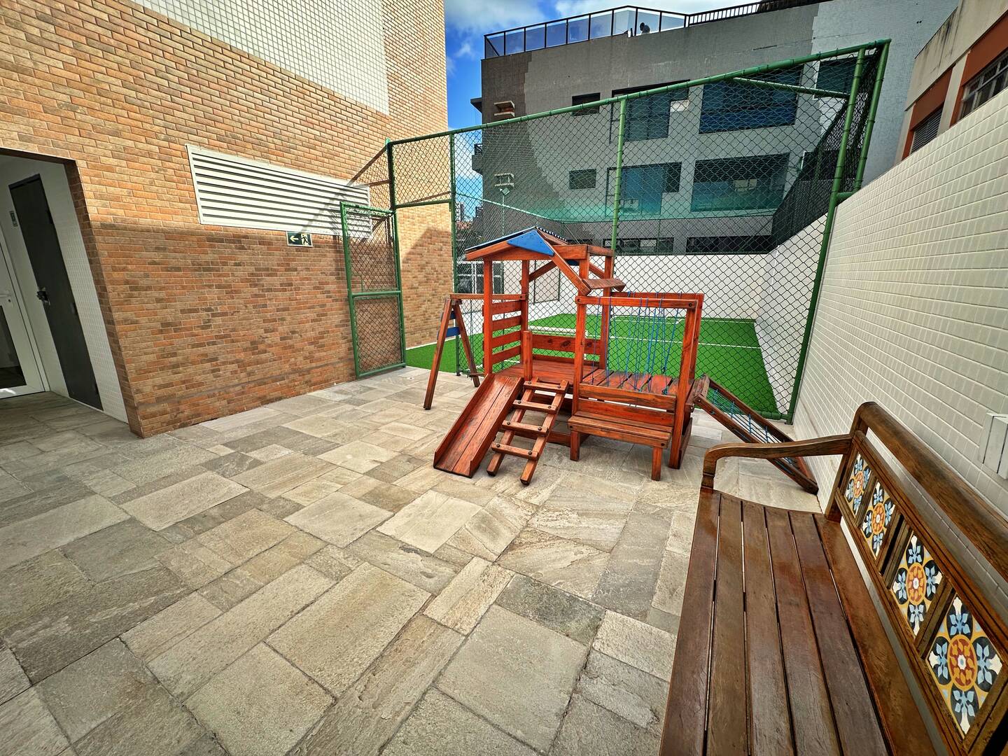 Apartamento à venda com 2 quartos, 56m² - Foto 32