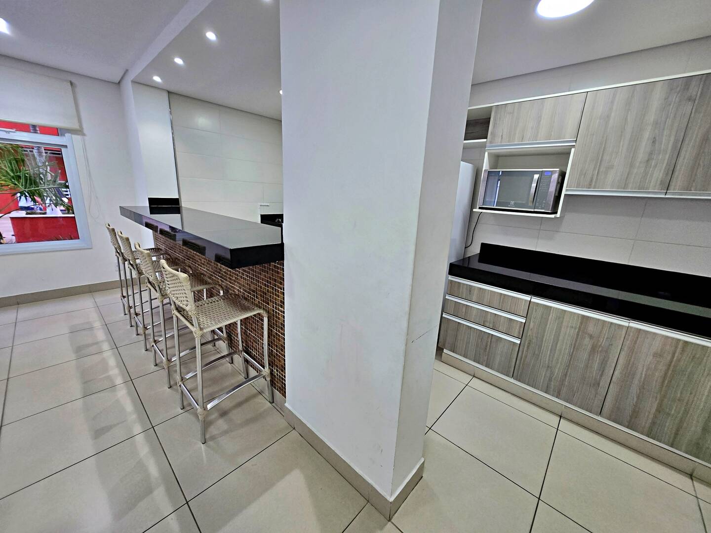 Apartamento à venda com 2 quartos, 60m² - Foto 24