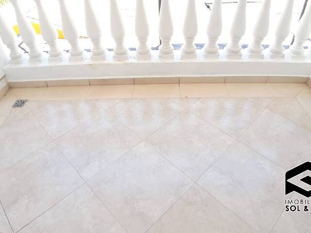 Apartamento para Venda em Guarujá - 4