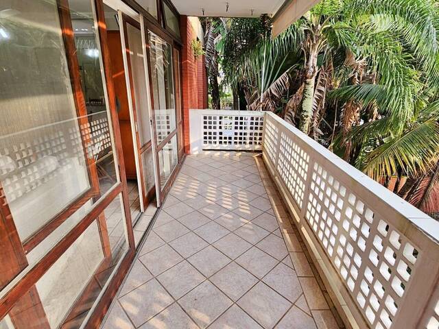 Apartamento para Venda em Guarujá - 4
