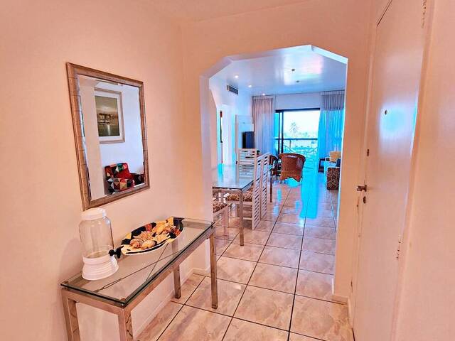 #24182 - Apartamento para Venda em Guarujá - SP