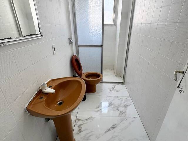 Apartamento para Venda em Guarujá - 4