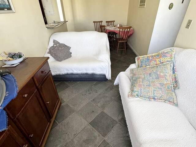 Apartamento para Venda em Guarujá - 4