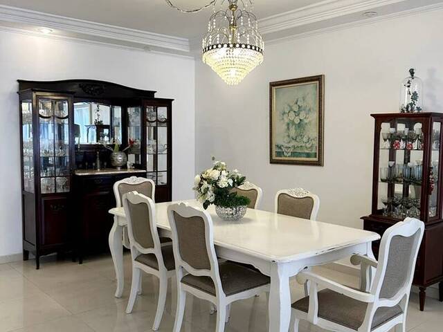 #PIT25127 - Apartamento para Venda em Guarujá - SP