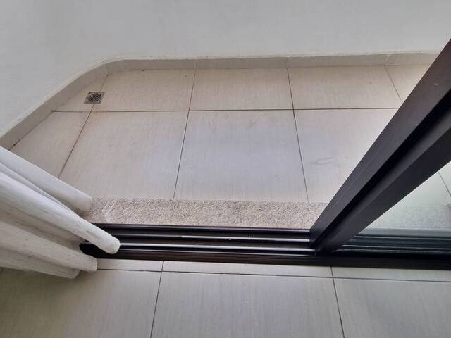 Apartamento para Venda em Guarujá - 4