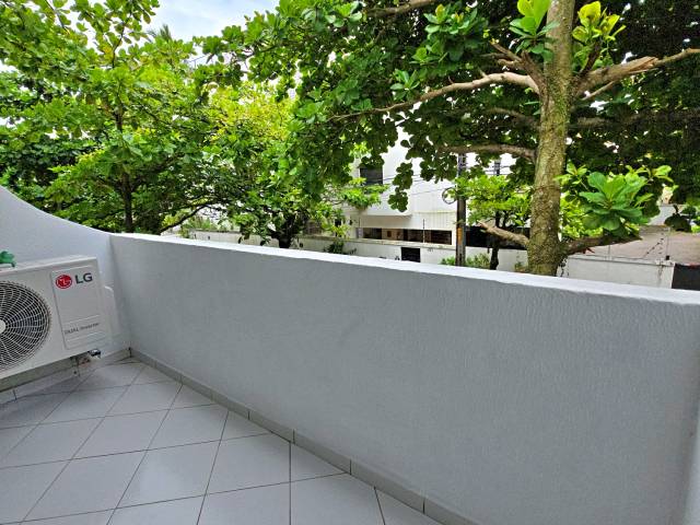 Apartamento para Venda em Guarujá - 4