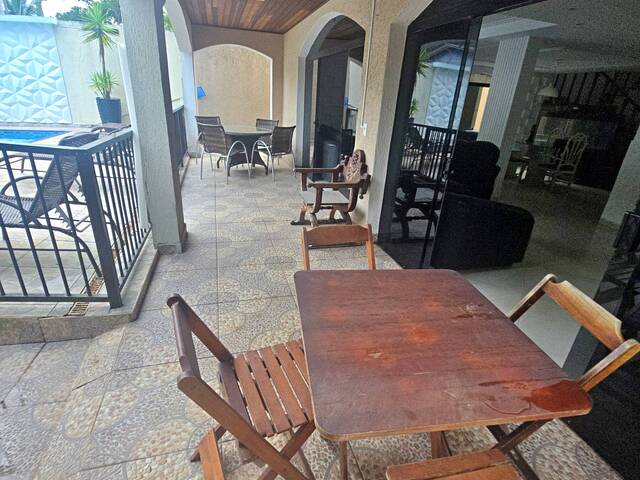 Casa para Venda em Guarujá - 5