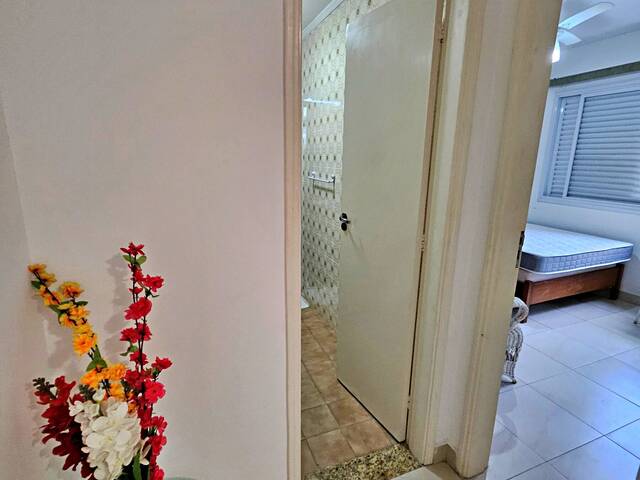 Apartamento para Venda em Guarujá - 4