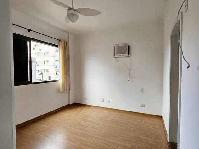 Apartamento para Locação em Guarujá - 4