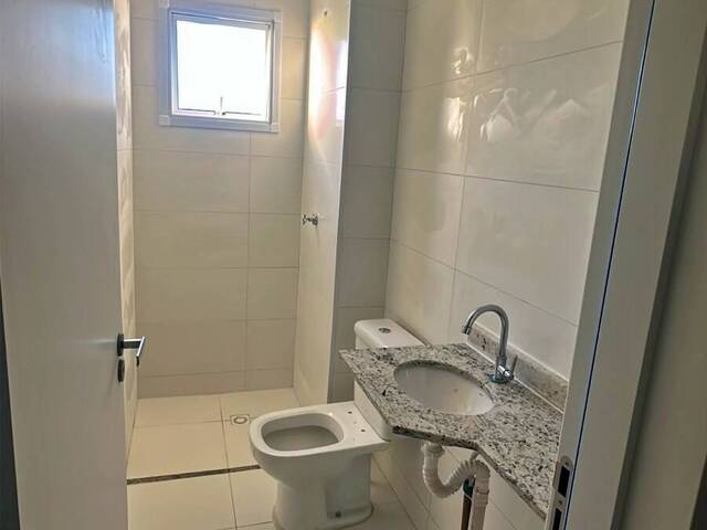 Apartamento para Venda em Guarujá - 5
