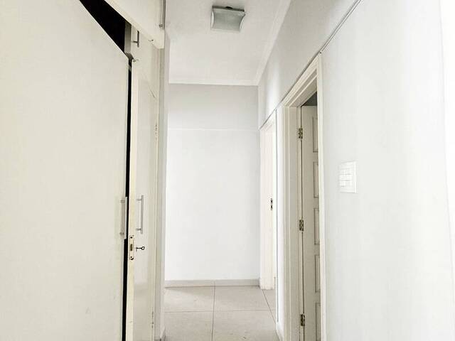 Apartamento para Venda em Guarujá - 4
