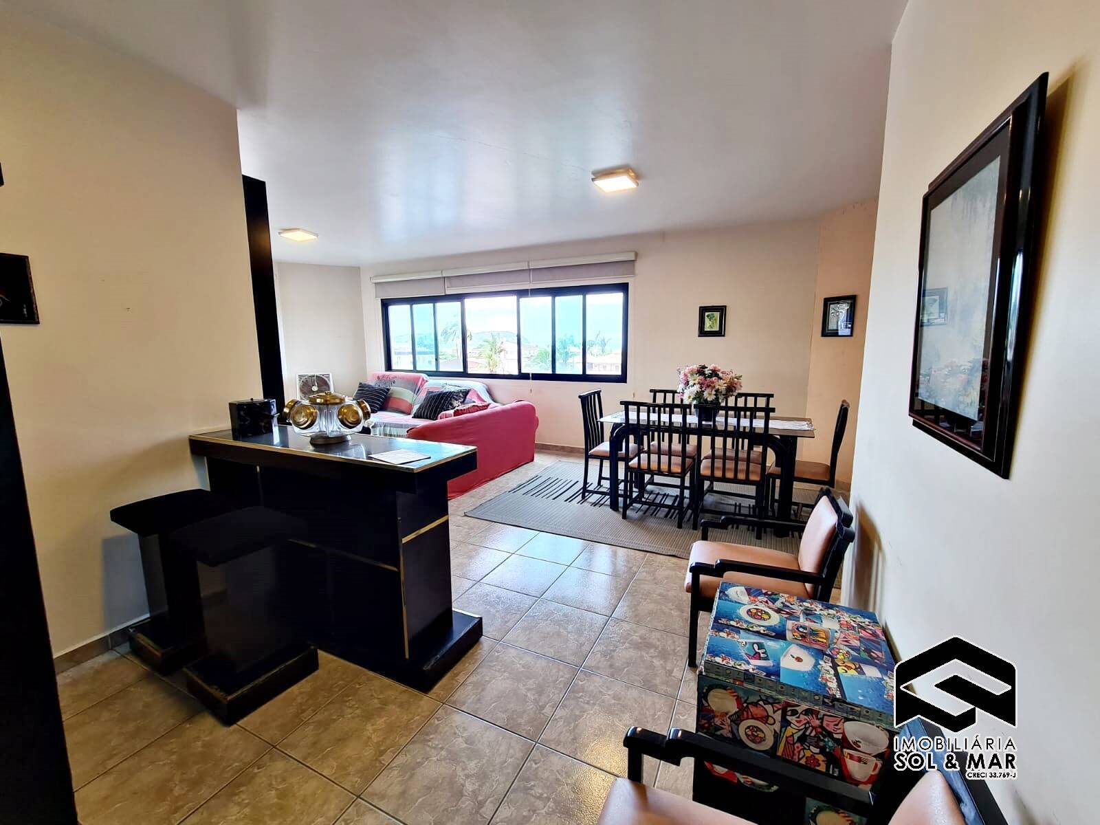 Apartamento para alugar com 4 quartos, 160m² - Foto 2