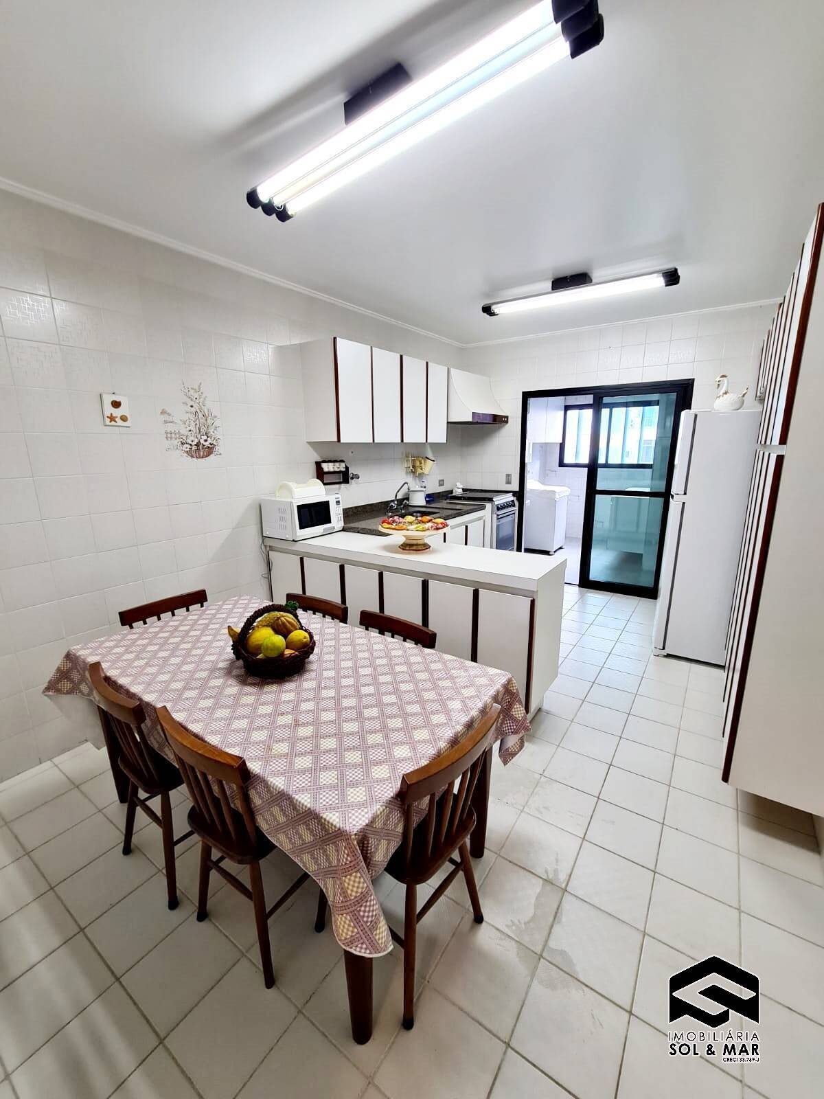 Apartamento para alugar com 4 quartos, 160m² - Foto 18
