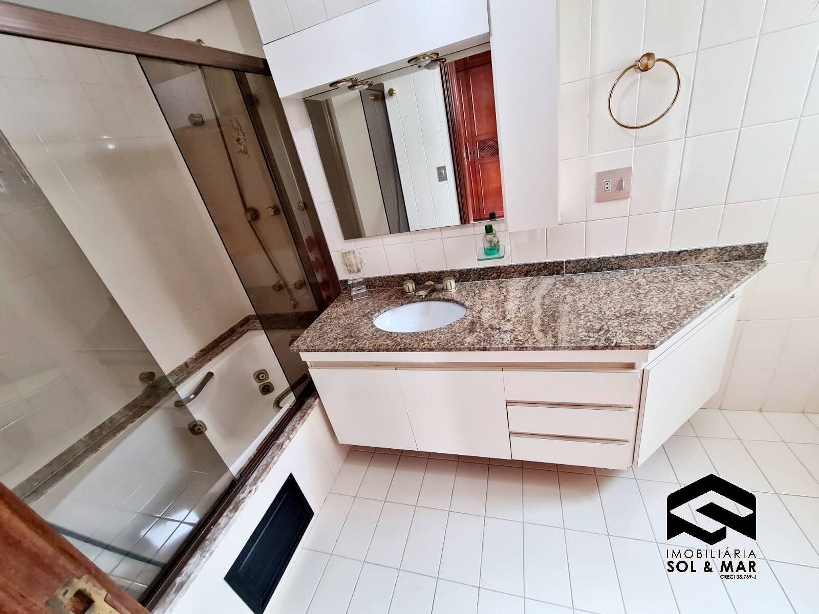 Apartamento para alugar com 4 quartos, 160m² - Foto 19