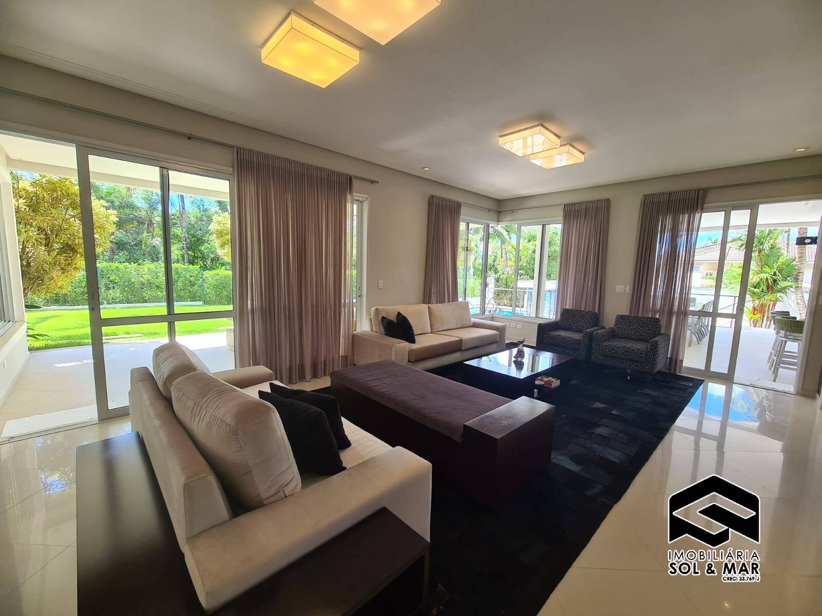 Casa de Condomínio para alugar com 5 quartos, 650m² - Foto 7