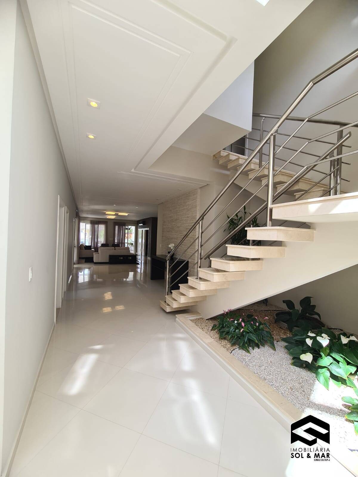 Casa de Condomínio para alugar com 5 quartos, 650m² - Foto 6