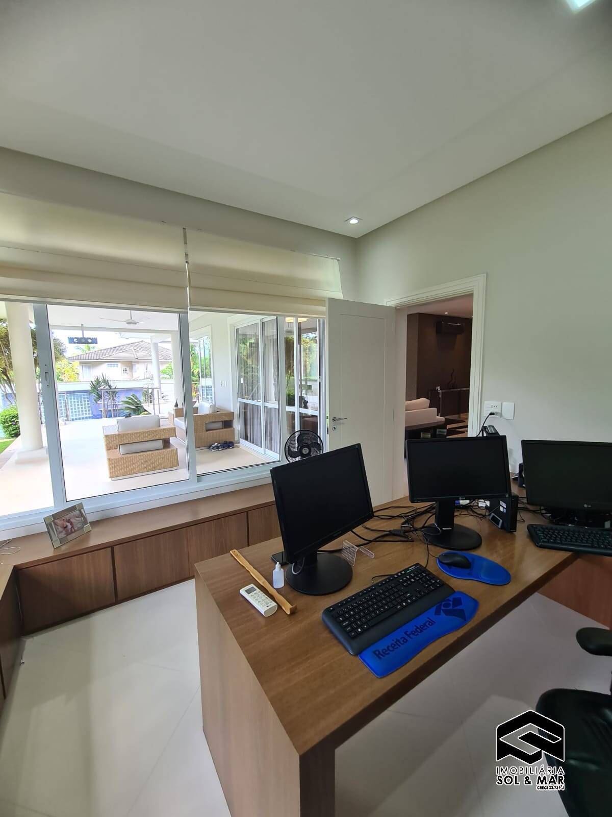 Casa de Condomínio para alugar com 5 quartos, 650m² - Foto 13