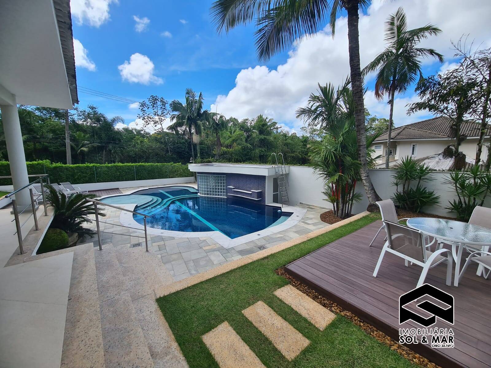 Casa de Condomínio para alugar com 5 quartos, 650m² - Foto 72