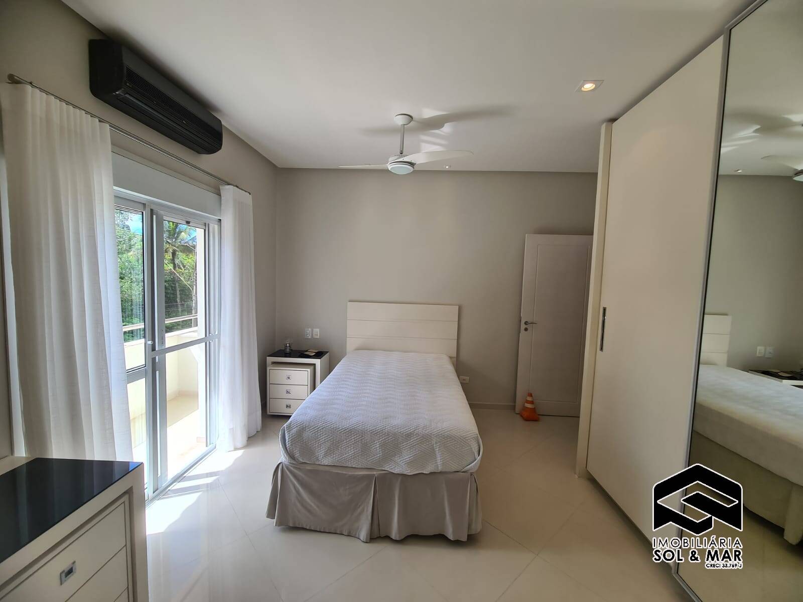 Casa de Condomínio para alugar com 5 quartos, 650m² - Foto 39