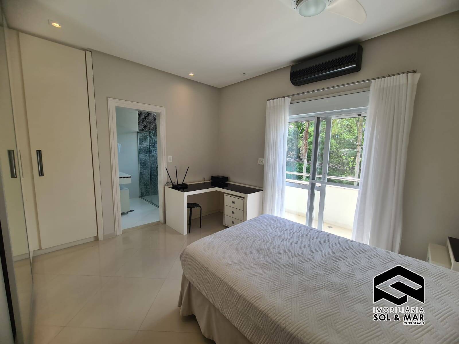 Casa de Condomínio para alugar com 5 quartos, 650m² - Foto 42