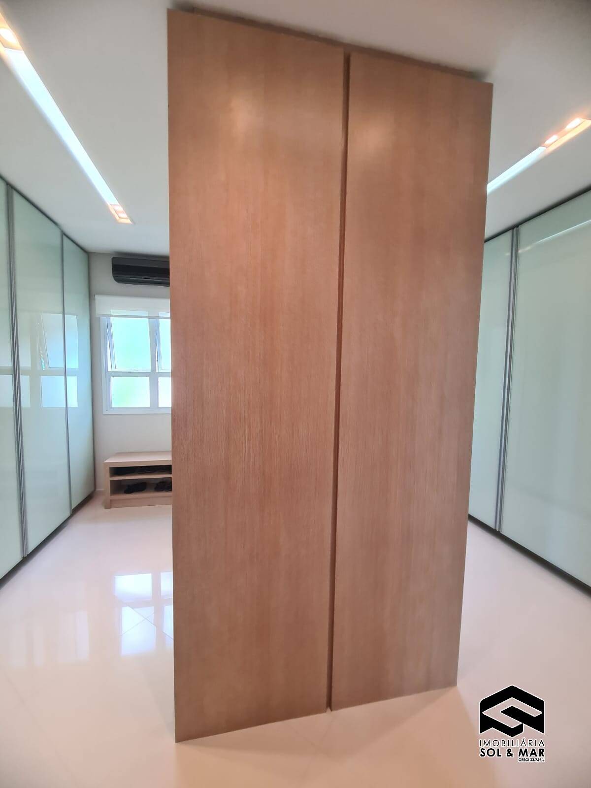 Casa de Condomínio para alugar com 5 quartos, 650m² - Foto 49