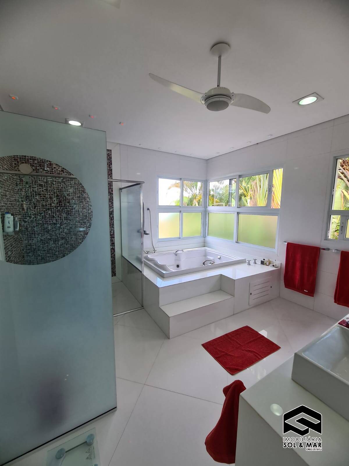Casa de Condomínio para alugar com 5 quartos, 650m² - Foto 53