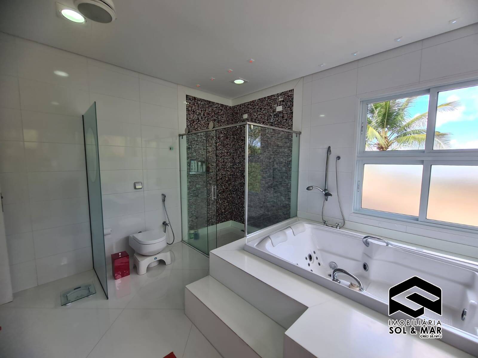 Casa de Condomínio para alugar com 5 quartos, 650m² - Foto 55