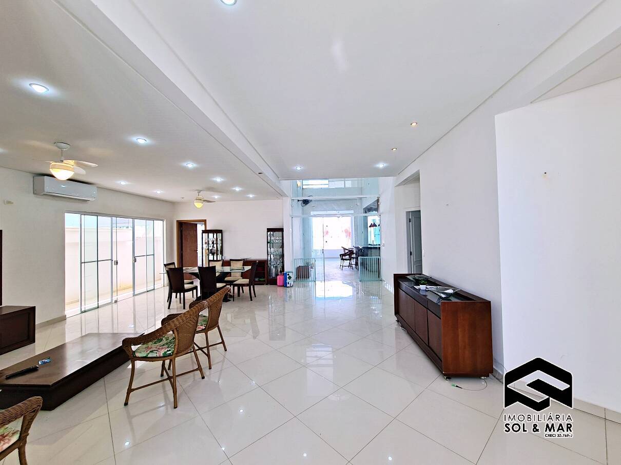 Casa de Condomínio para alugar com 7 quartos, 350m² - Foto 4