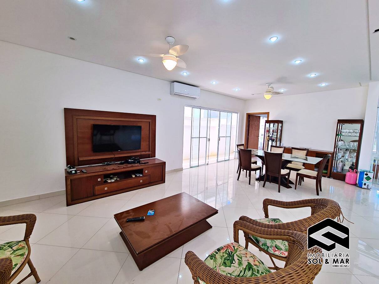 Casa de Condomínio para alugar com 7 quartos, 350m² - Foto 10