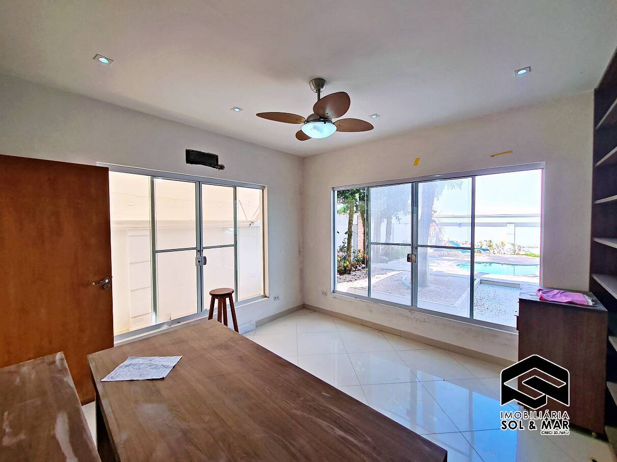 Casa de Condomínio para alugar com 7 quartos, 350m² - Foto 23
