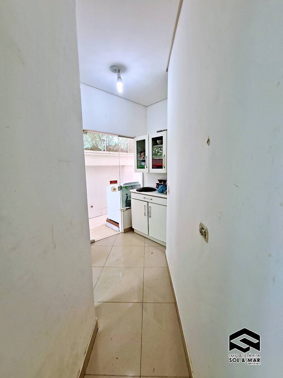 Casa de Condomínio para alugar com 7 quartos, 350m² - Foto 32