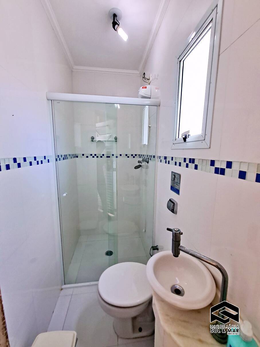 Casa de Condomínio para alugar com 7 quartos, 350m² - Foto 46