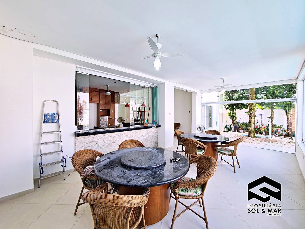 Casa de Condomínio para alugar com 7 quartos, 350m² - Foto 49