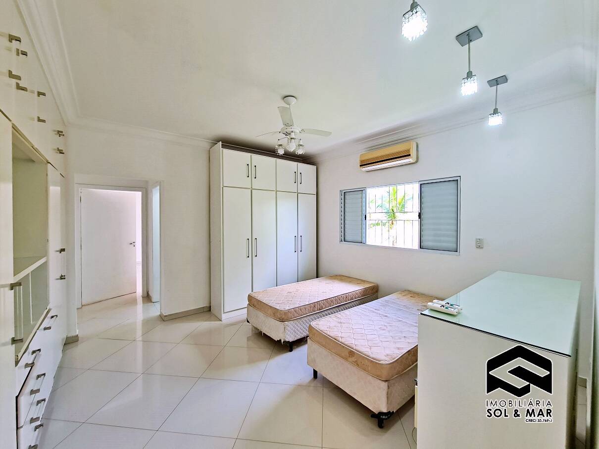 Casa de Condomínio para alugar com 7 quartos, 350m² - Foto 96