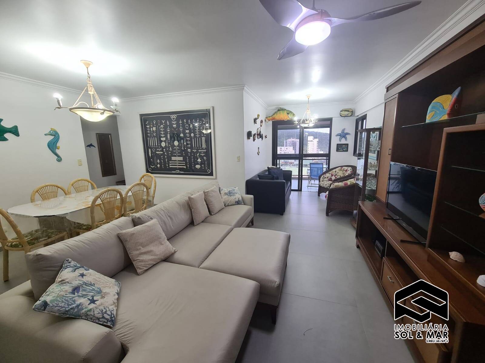 Apartamento para alugar com 3 quartos, 110m² - Foto 2