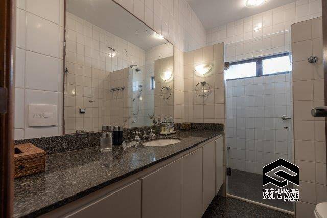 Casa à venda com 10 quartos, 1340m² - Foto 5