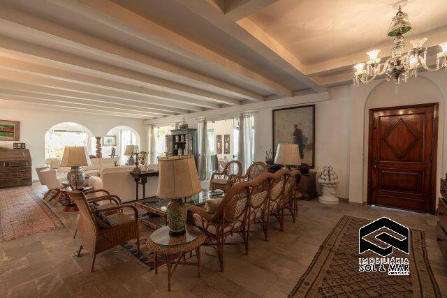 Casa à venda com 10 quartos, 1340m² - Foto 9