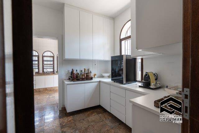 Casa à venda com 10 quartos, 1340m² - Foto 14