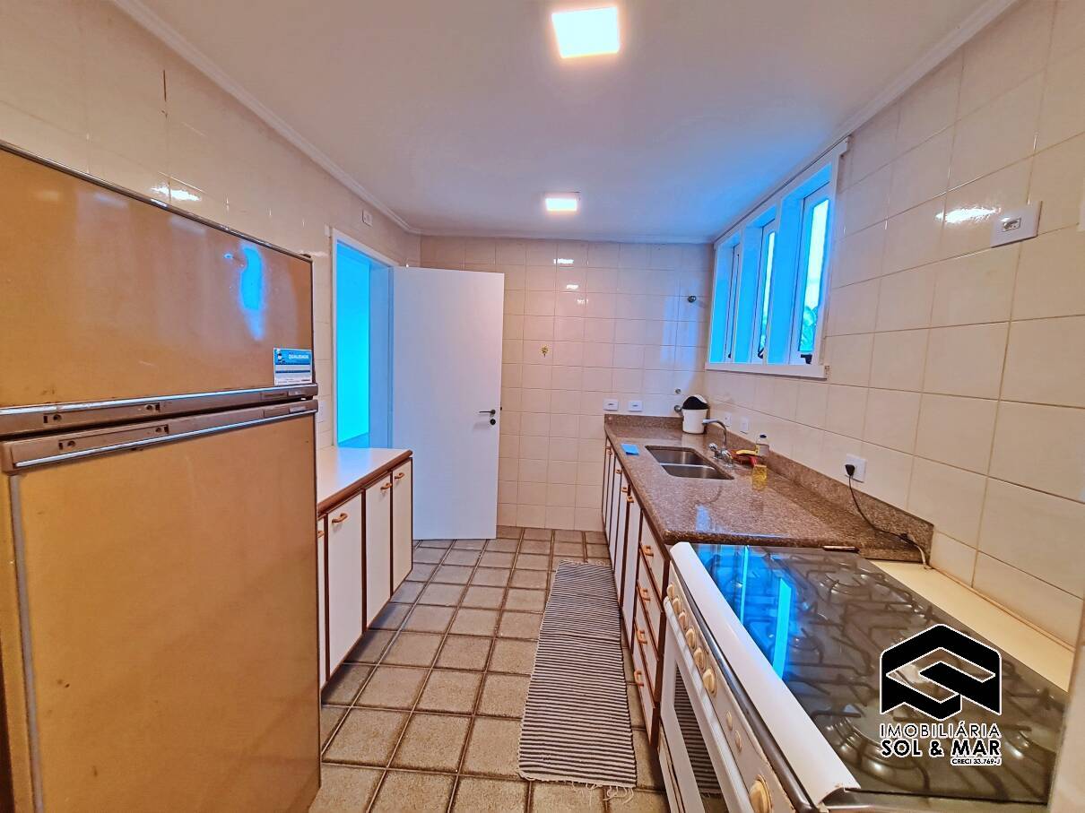 Apartamento para alugar com 5 quartos, 300m² - Foto 14
