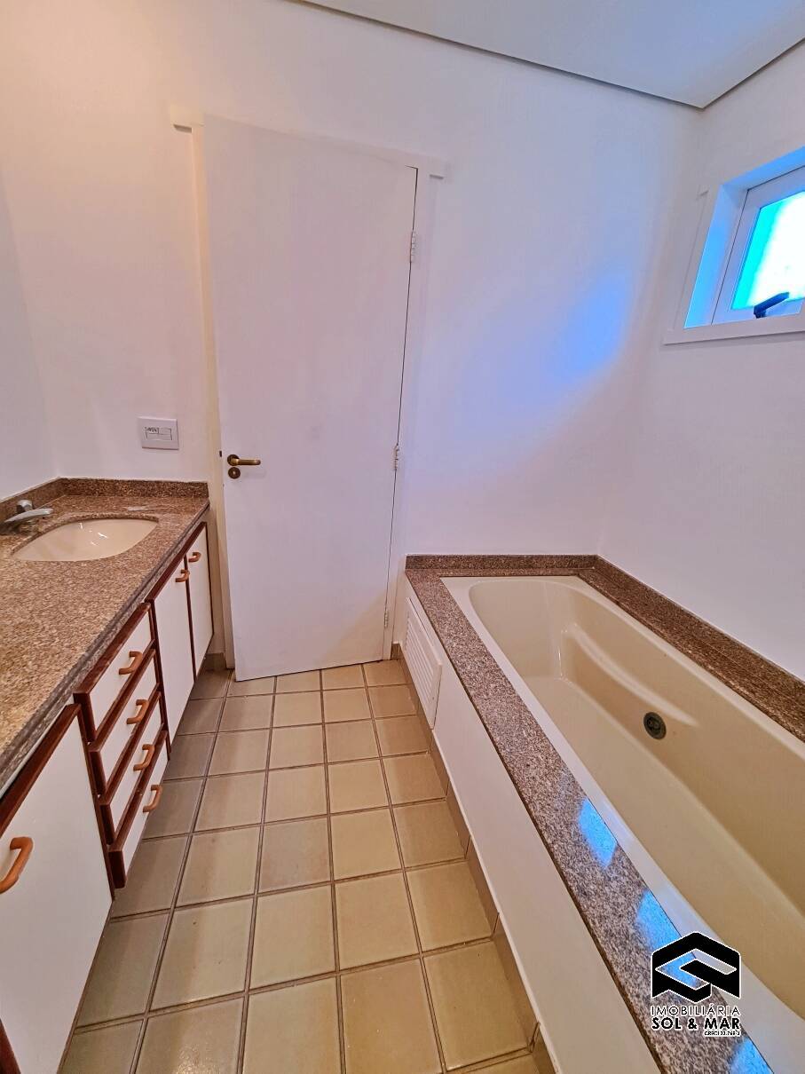 Apartamento para alugar com 5 quartos, 300m² - Foto 22