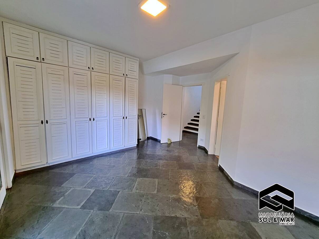Apartamento para alugar com 5 quartos, 300m² - Foto 28
